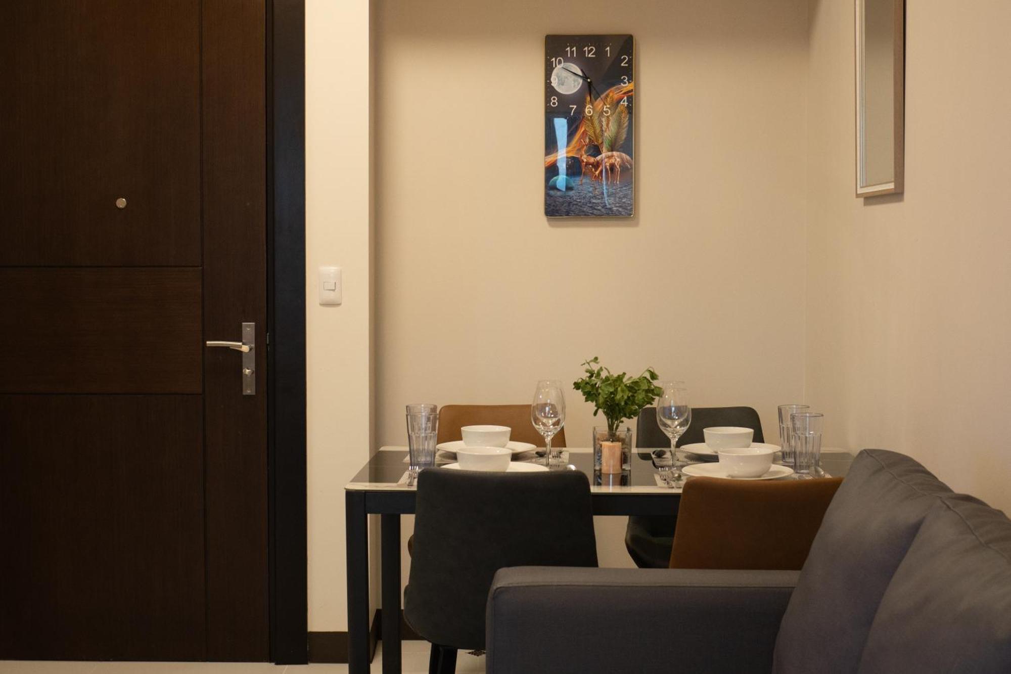 Cityscape View 2Br In Uptown Bgc W 200Mbps Wifi Taguig Exteriér fotografie