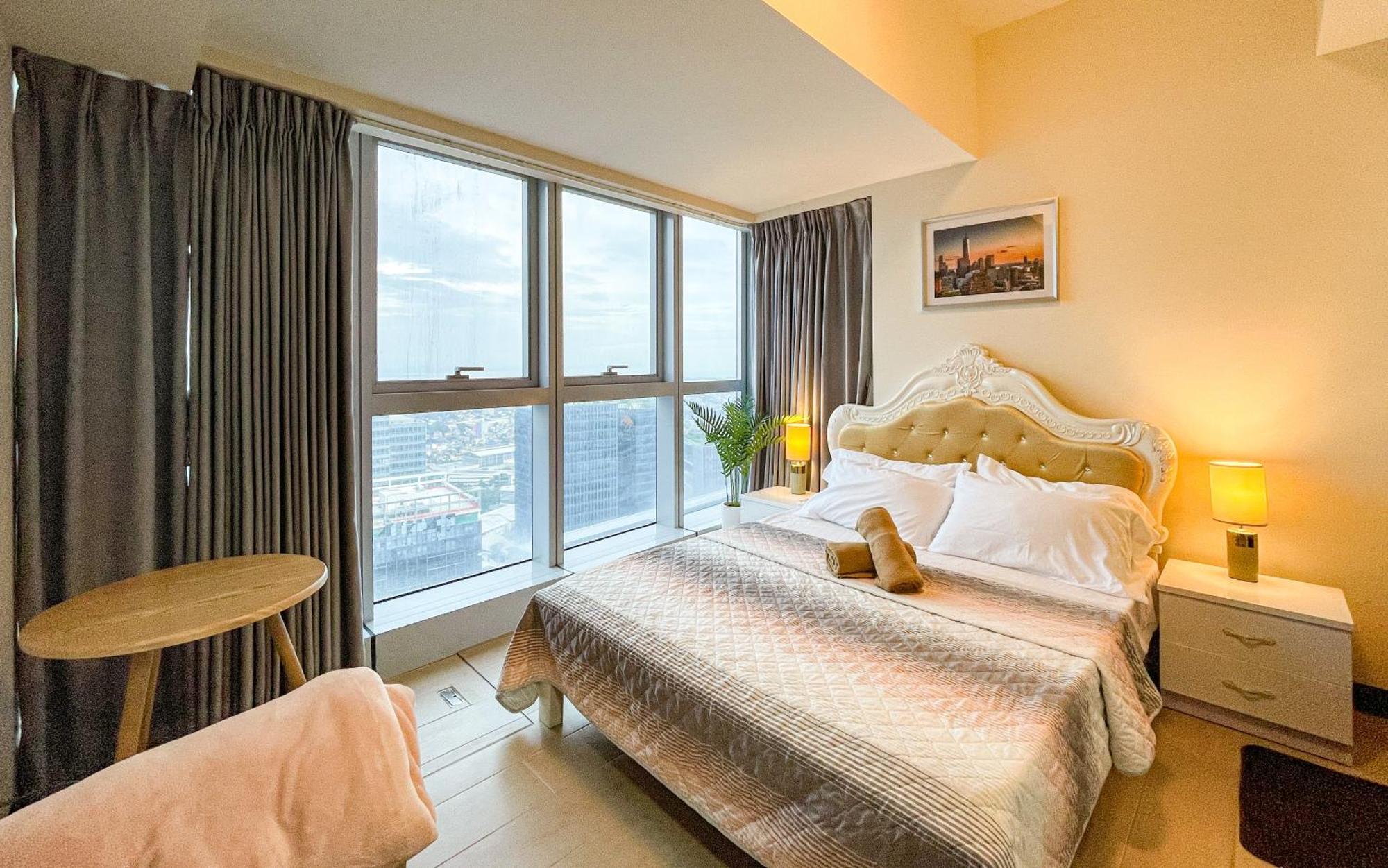 Cityscape View 2Br In Uptown Bgc W 200Mbps Wifi Taguig Exteriér fotografie
